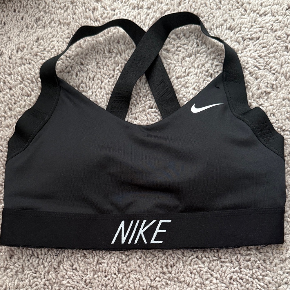 Nike Women's Black and White Sports Bra
